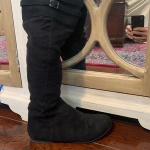 Laramie Boots size 9
